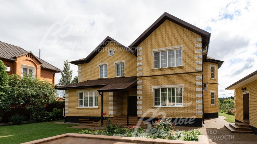 Меблированный дом в 3 уровня