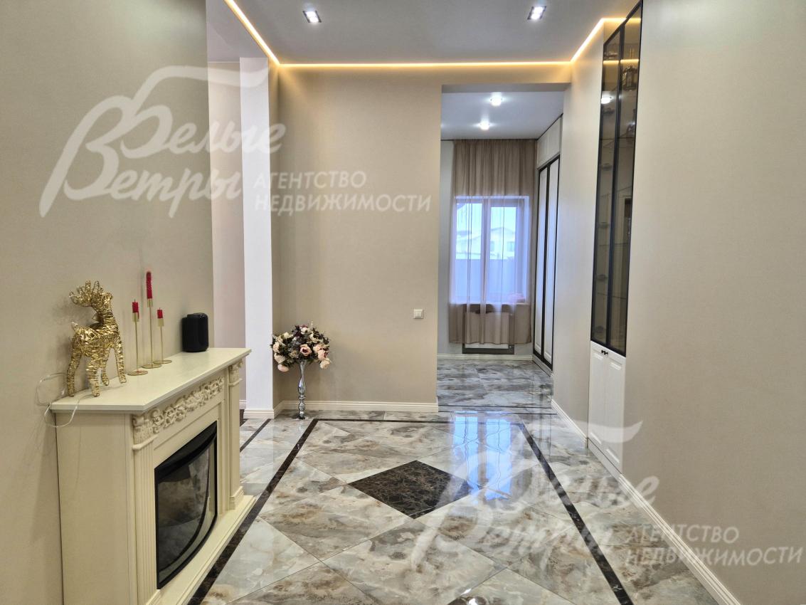 Качественный керамогранит на полу