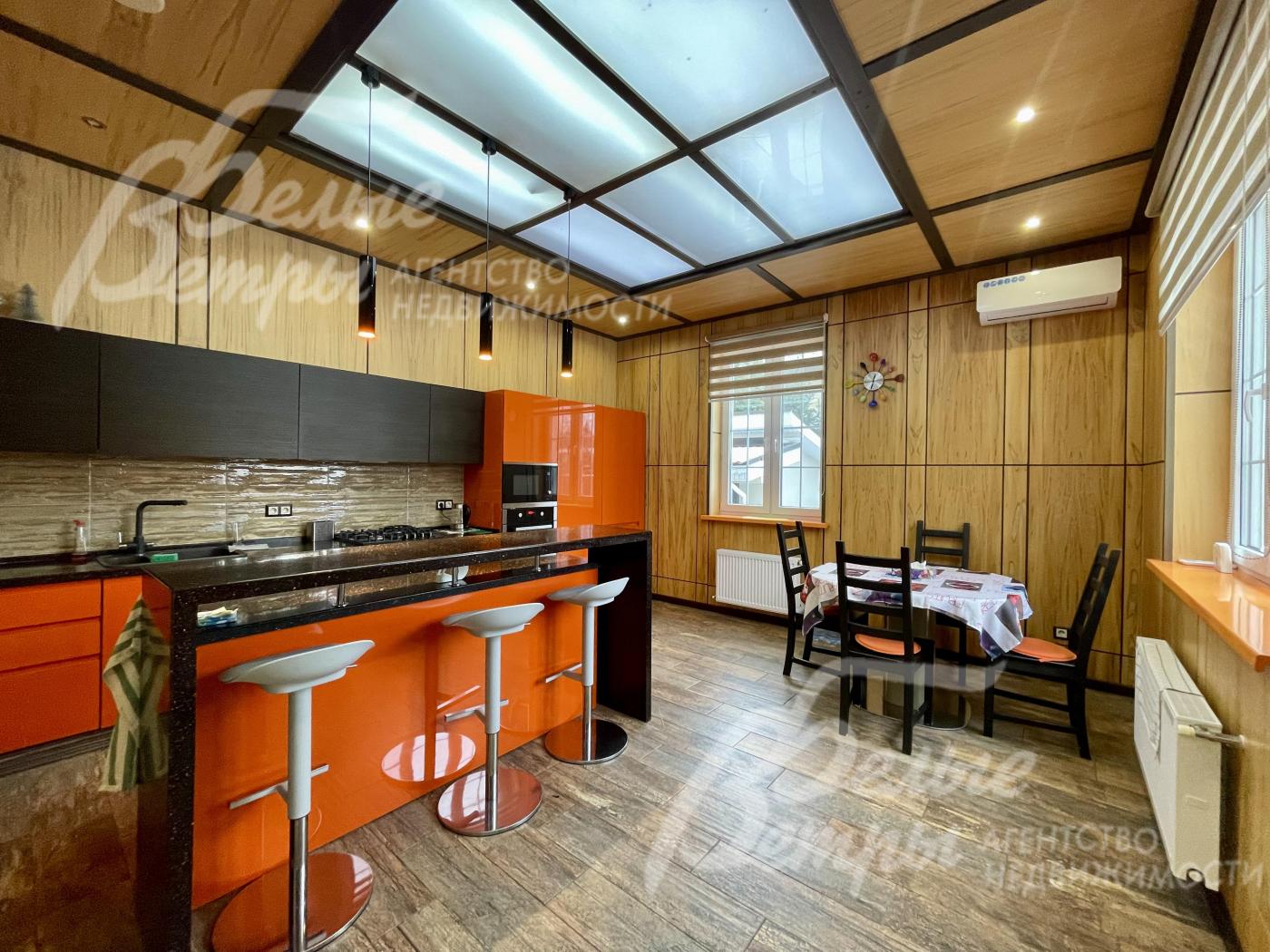 Кухня-столовая