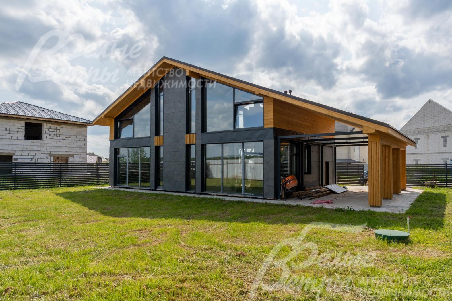 Коттедж под отделку на участке 7 соток, у леса.