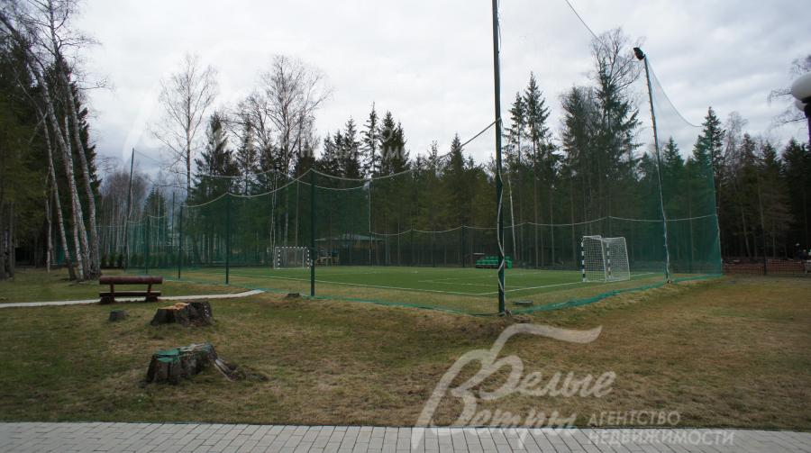 Поле для мини-футбола 28 м Х 15 м
