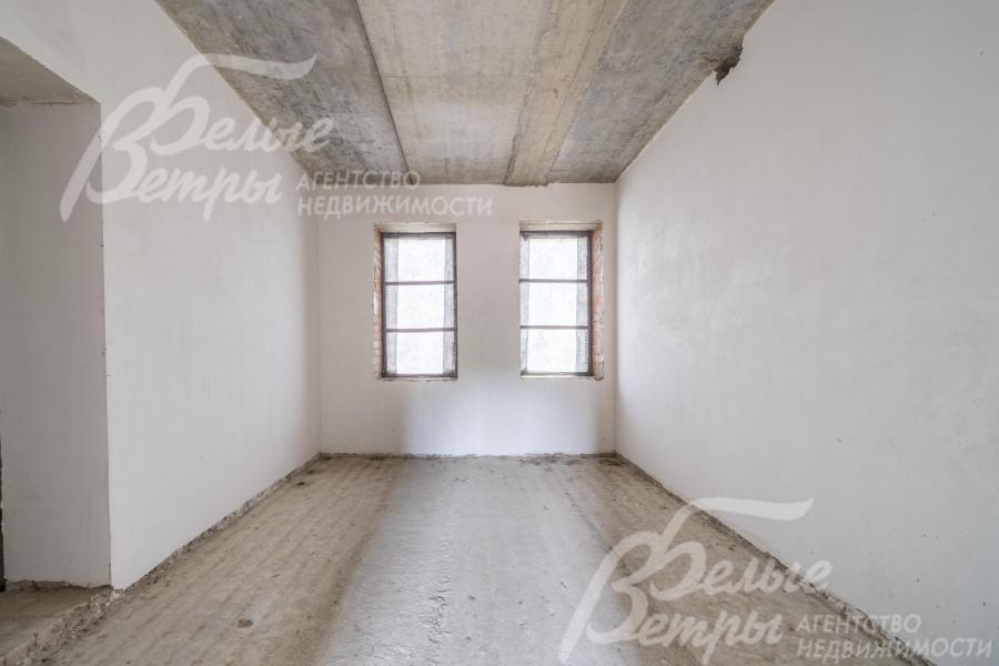 Основной дом - под отделку, готов к реализации авторского ремонта