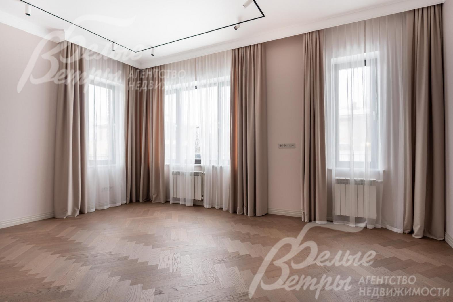 Гостевая или кабинет на 1-м этаже -21 кв.м. 