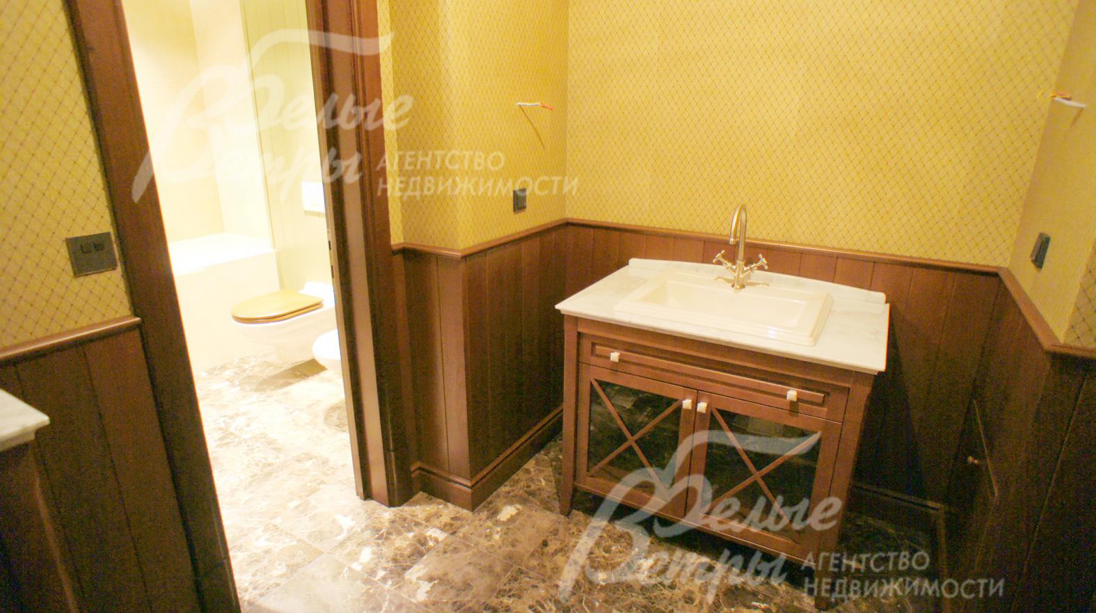 Сантехника фирм VILLEROY&BOCH, HANSGROHE