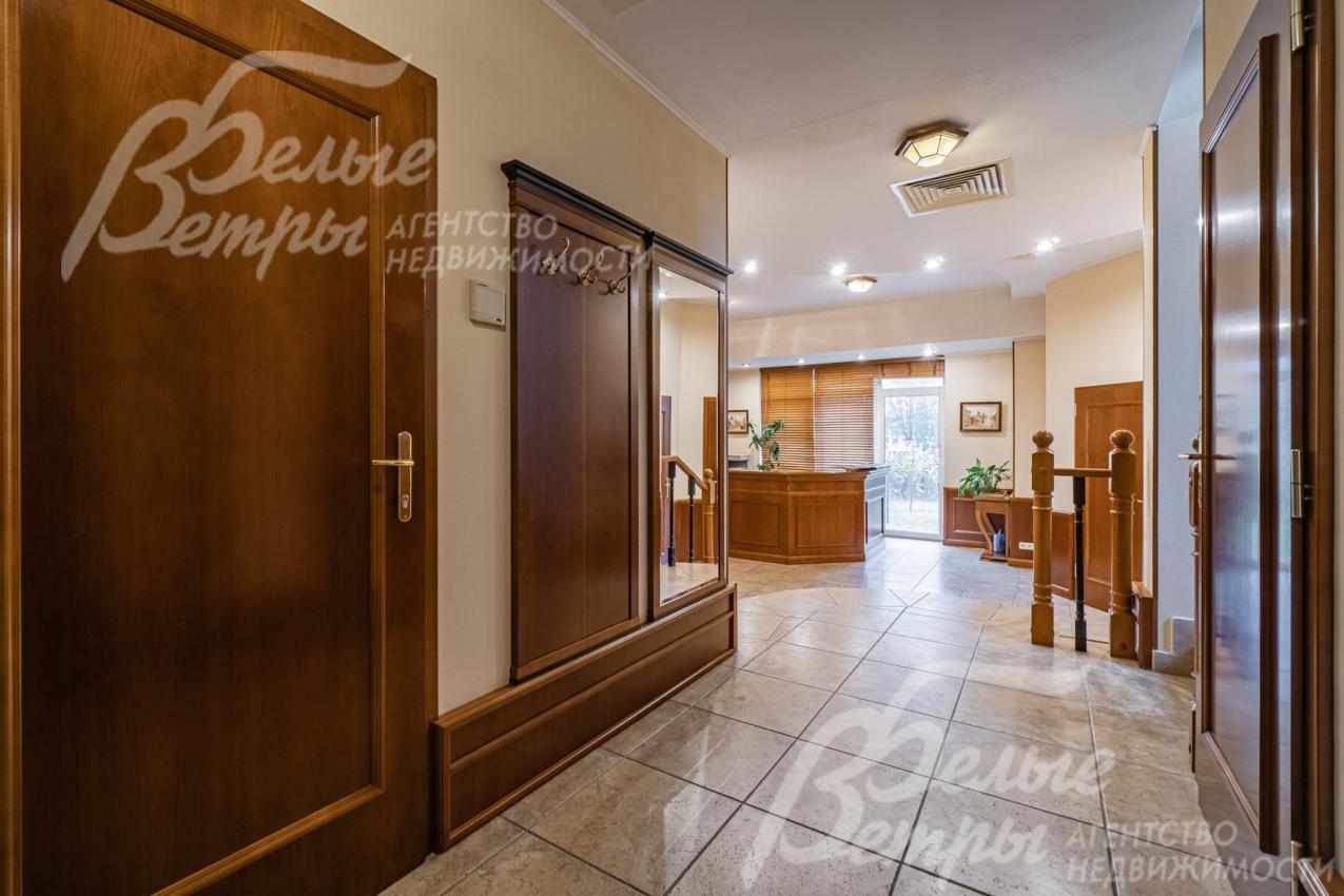 Прихожая. Двери - шпон вишни (Испания)