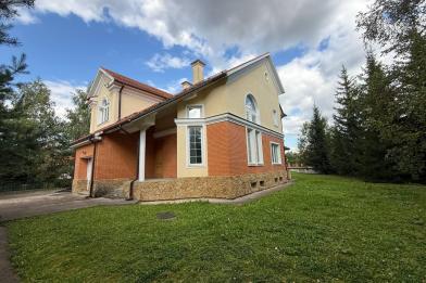 Дом, Величъ (д. Супонево ), 414 кв.м