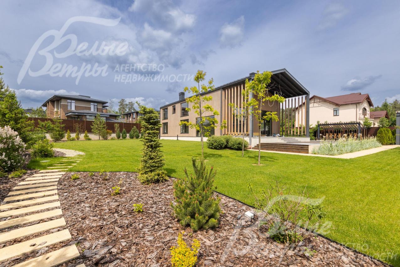 Освещение на участке CENTRSVET GARDEN REEDS.