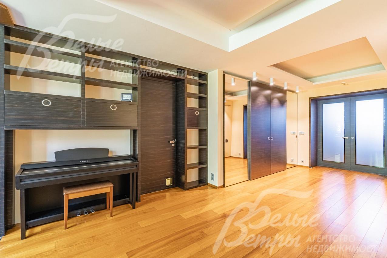 Двери шпон африканского дерева Schwarzer Makassar высота 2.35 м