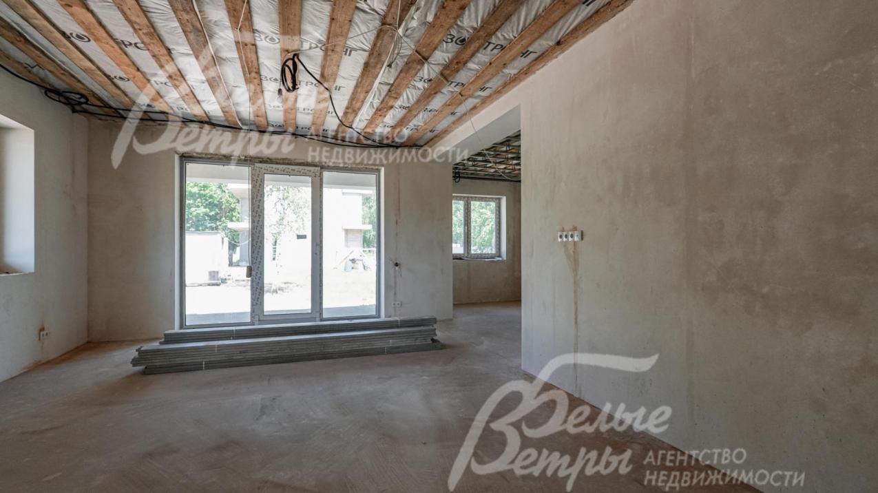 Гостиная 28.4 кв.м с выходом на террасу