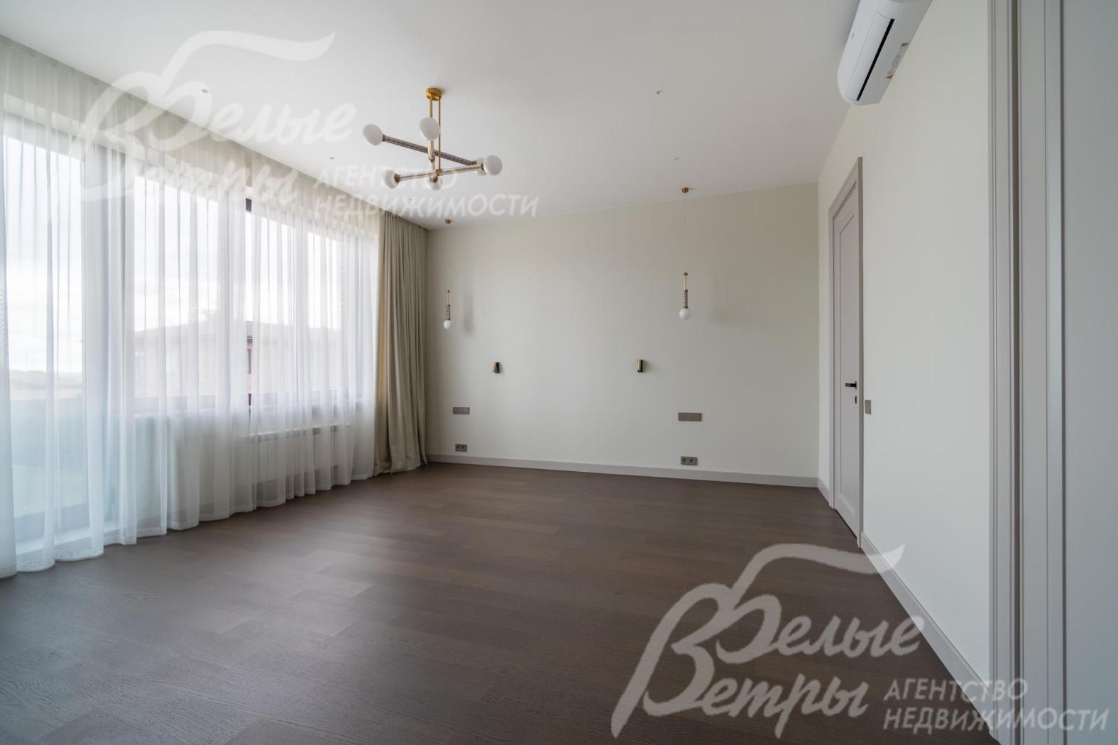 Спальня-3 с санузлом и гардеробной на 2-ом этаже