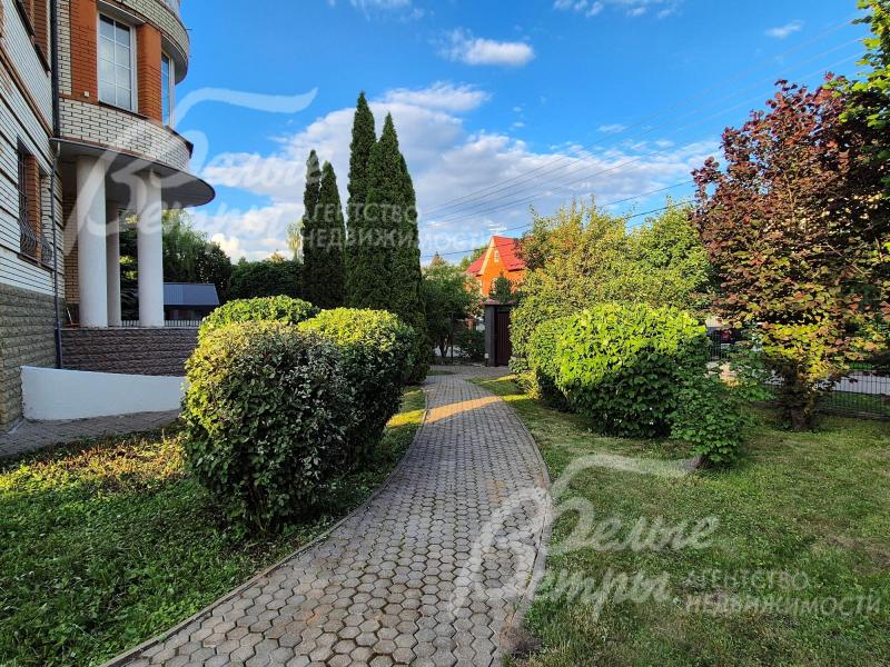 Прогулочные дорожки в саду