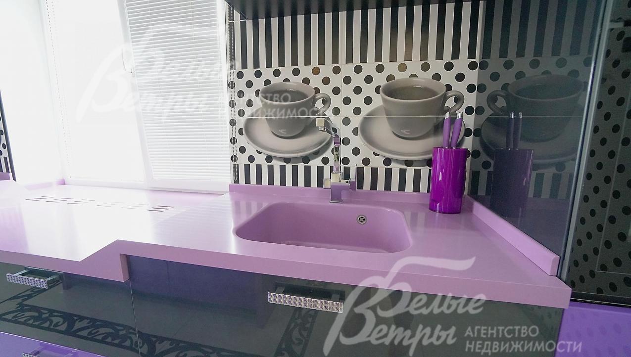 Столешница на кухне из камня