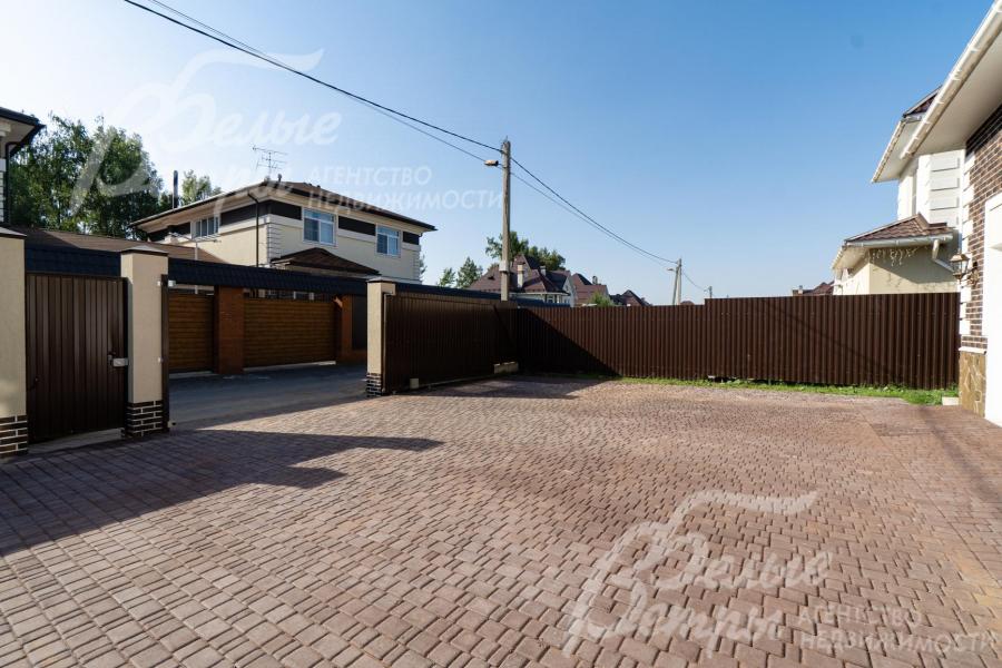 Парковочное место на 6 а/м