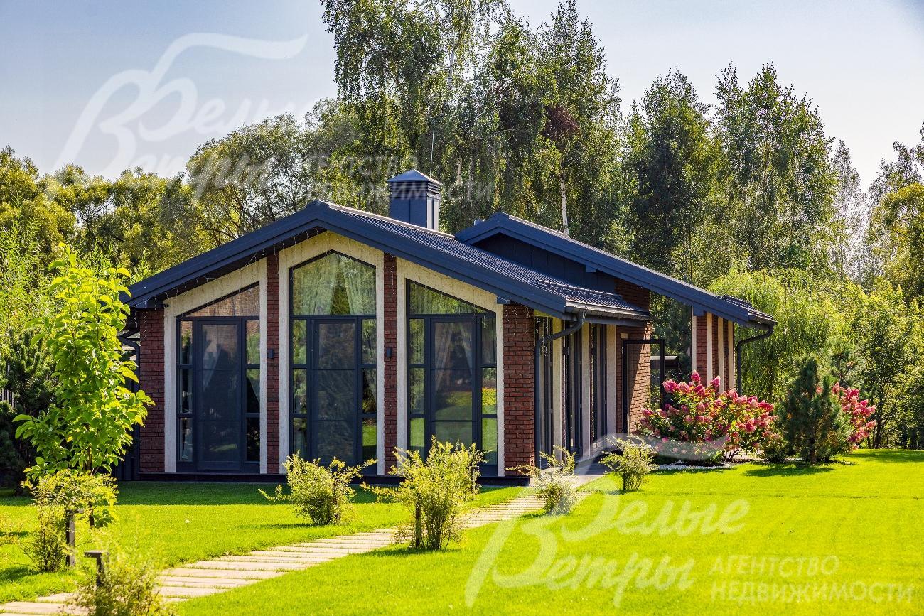 Домик барбекю с кухней, санузлом и открытой террасой