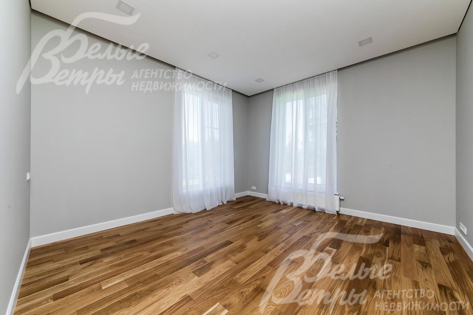 В доме 5 спален