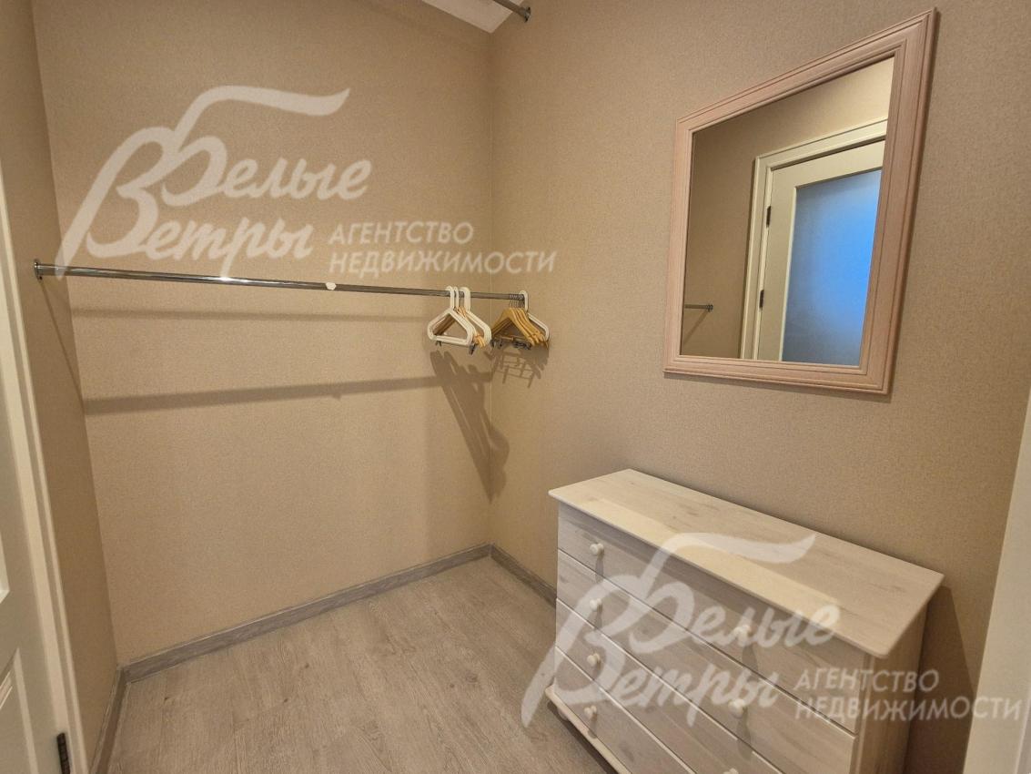 Гардеробная в мастер-спальне