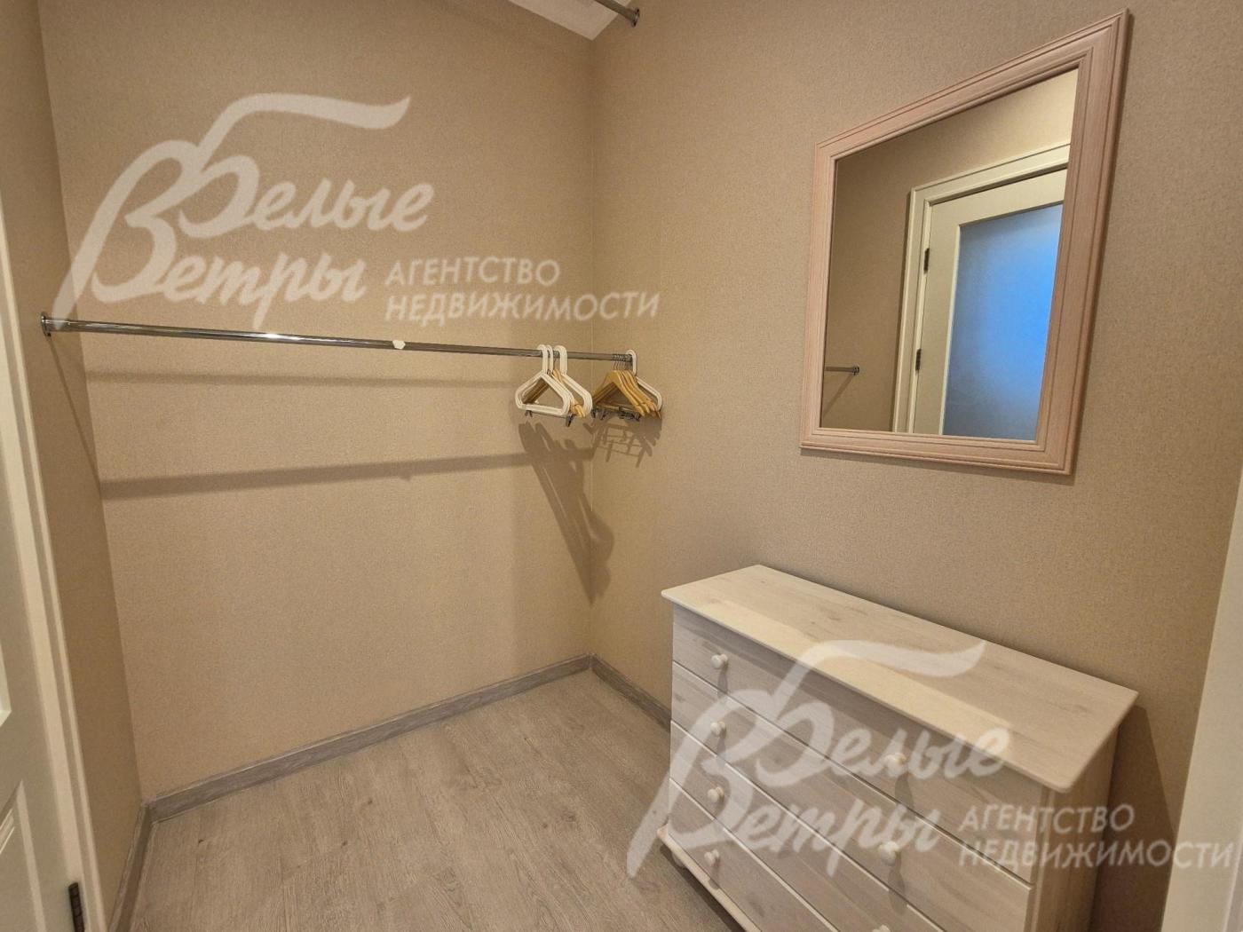 Гардеробная в мастер-спальне