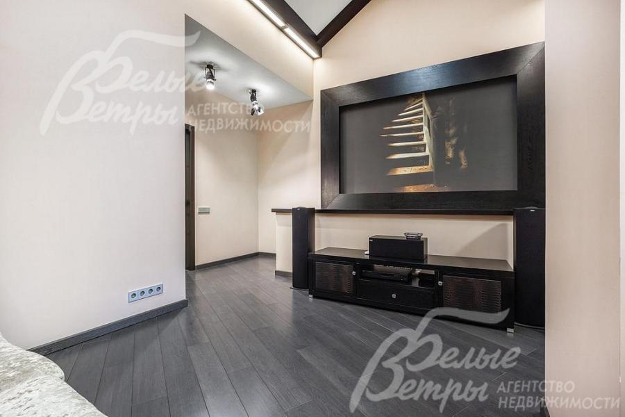 Профессиональное оборудование для TV и DVD. 