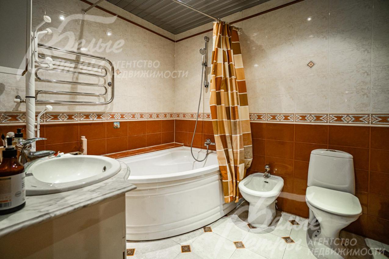 Санузел с ванной на 2ом этаже дома