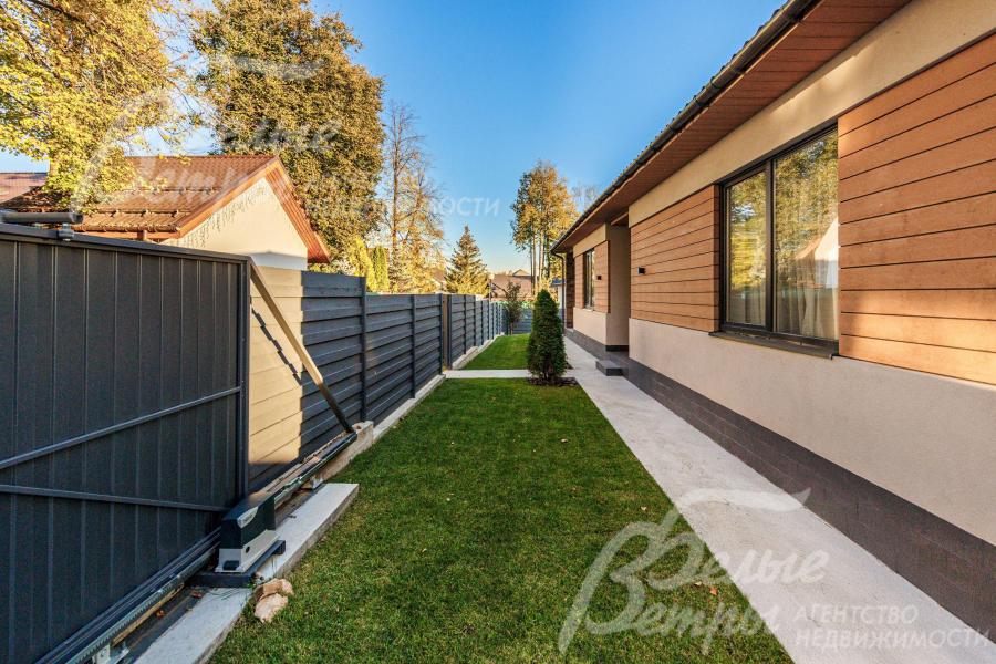 Откатные ворота на участке