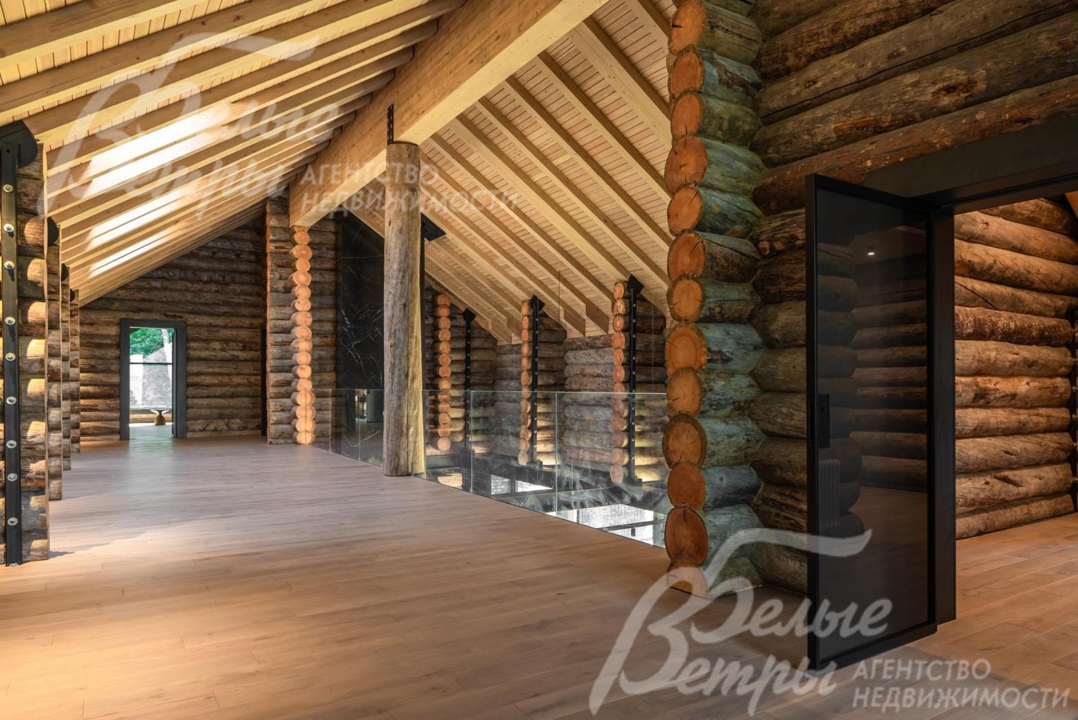 Холл 2-го этажа