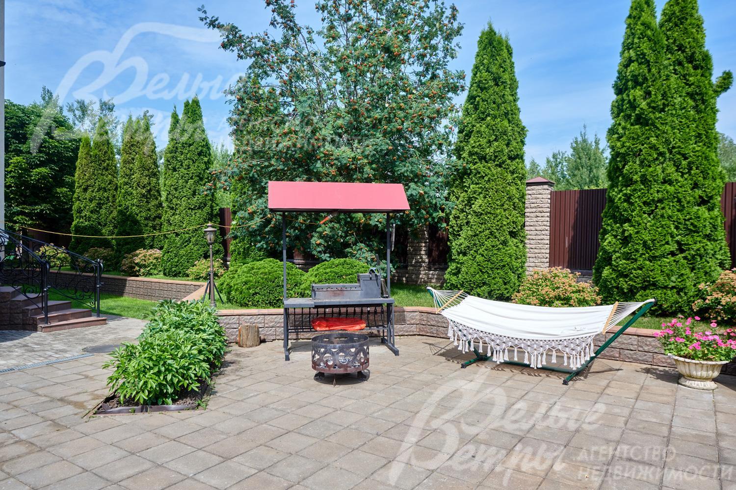 Зона мангала с гамаком