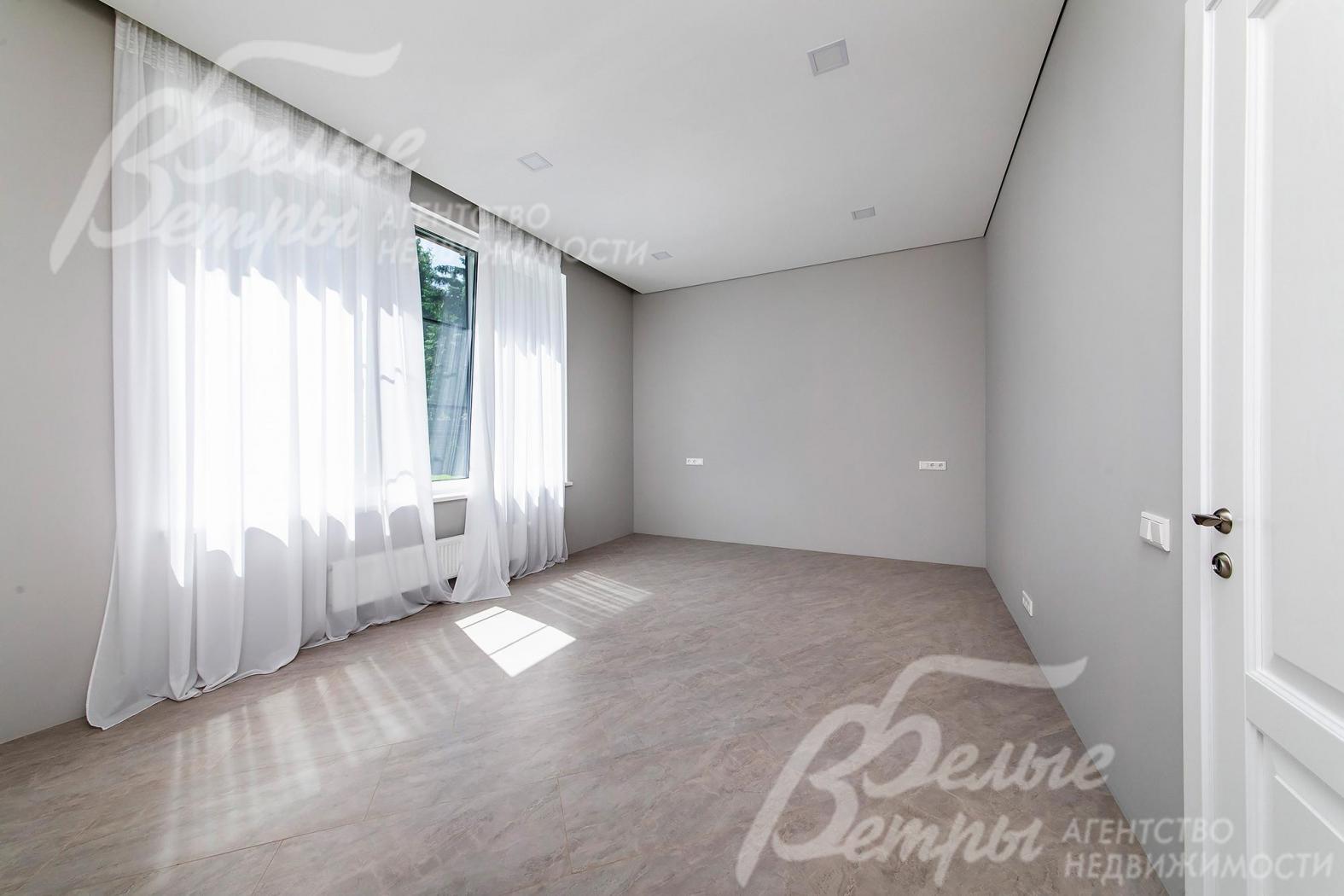 Спальня на первом этаже