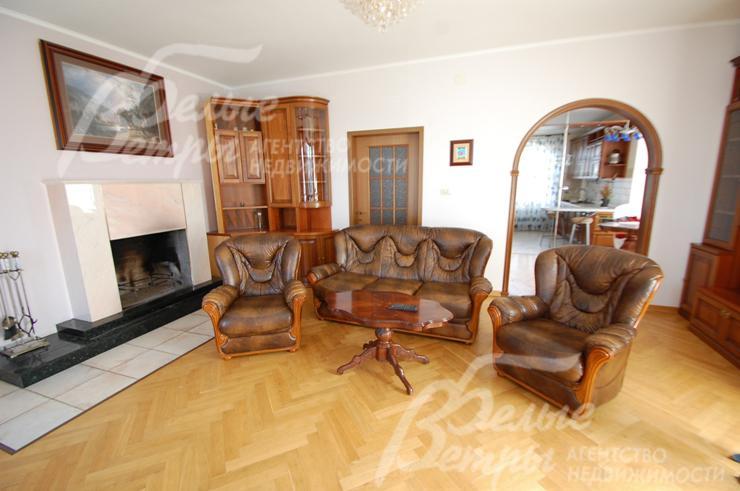 Гостиная с камином