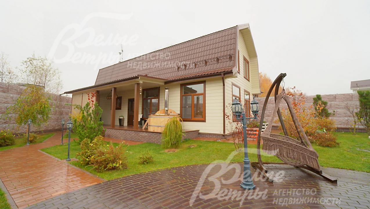 Двухэтажный гостевой дом