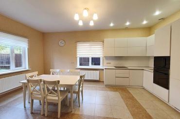 Дом в аренду, Лужайкино КП (Шарапово), 272 кв.м