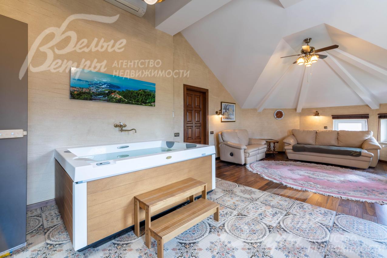 Джакузи в СПА-зоне на 3ем этаже