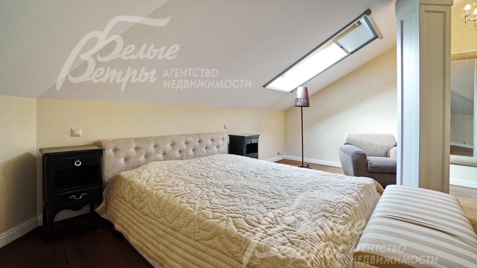 Гостевая спальня на мансардном этаже