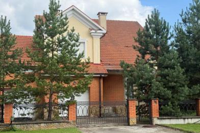 Дом, Величъ (д. Супонево ), 414 кв.м