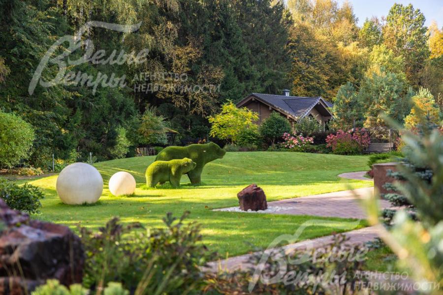 Красивый прилесной участок 45 соток с дизайнерским ландшафтом. 