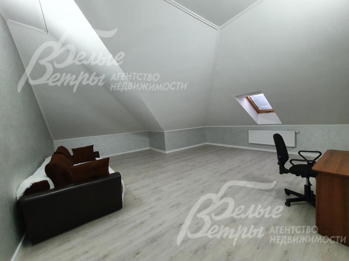 Спальня-кабинет на мансарде