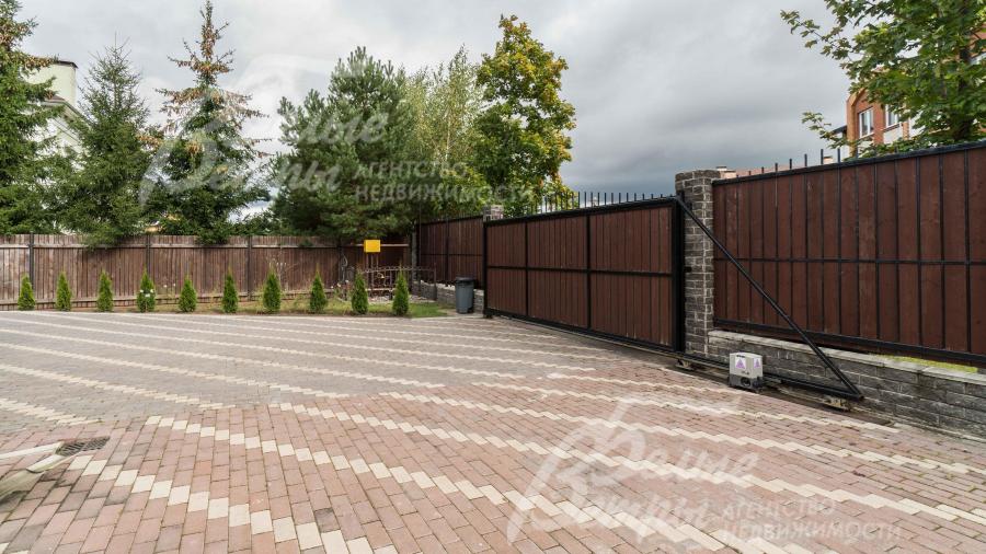 Парковка на 8 авто