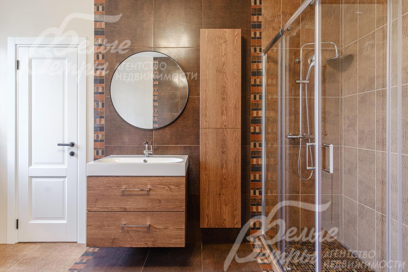 Установлена сантехника производства Италия