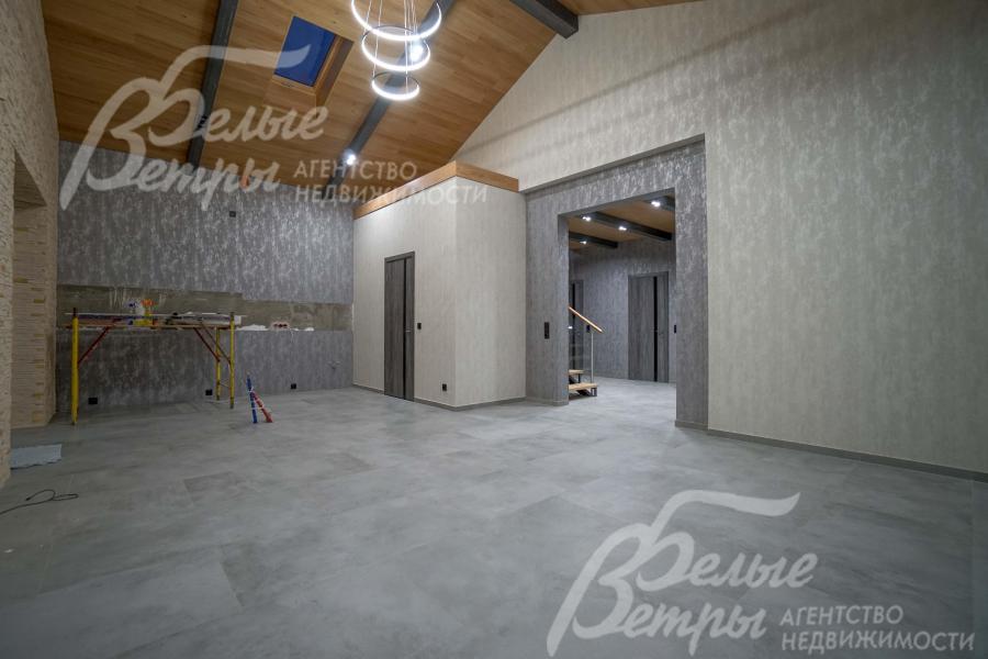 Зона кухни с кладовой