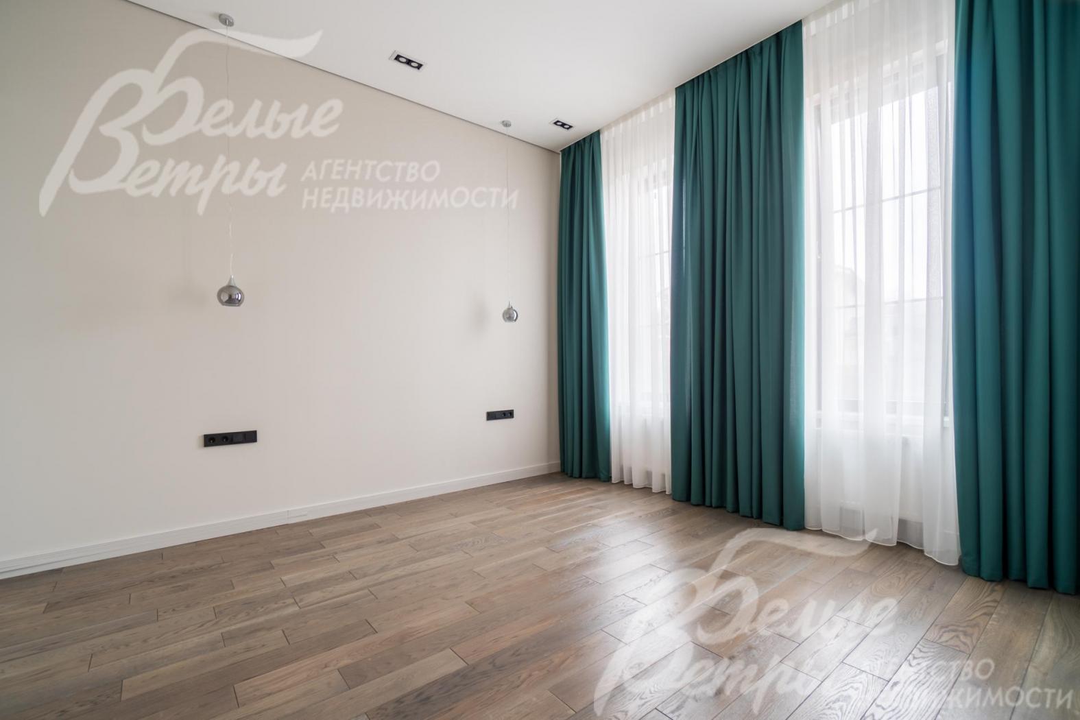 В доме - 5 спален, наполненных светом