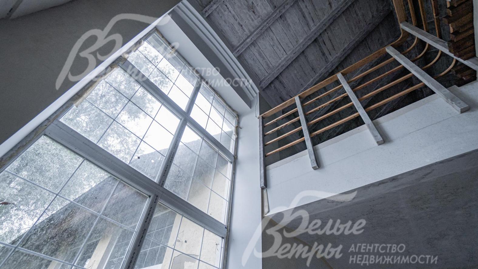 Гостиная со вторым светом