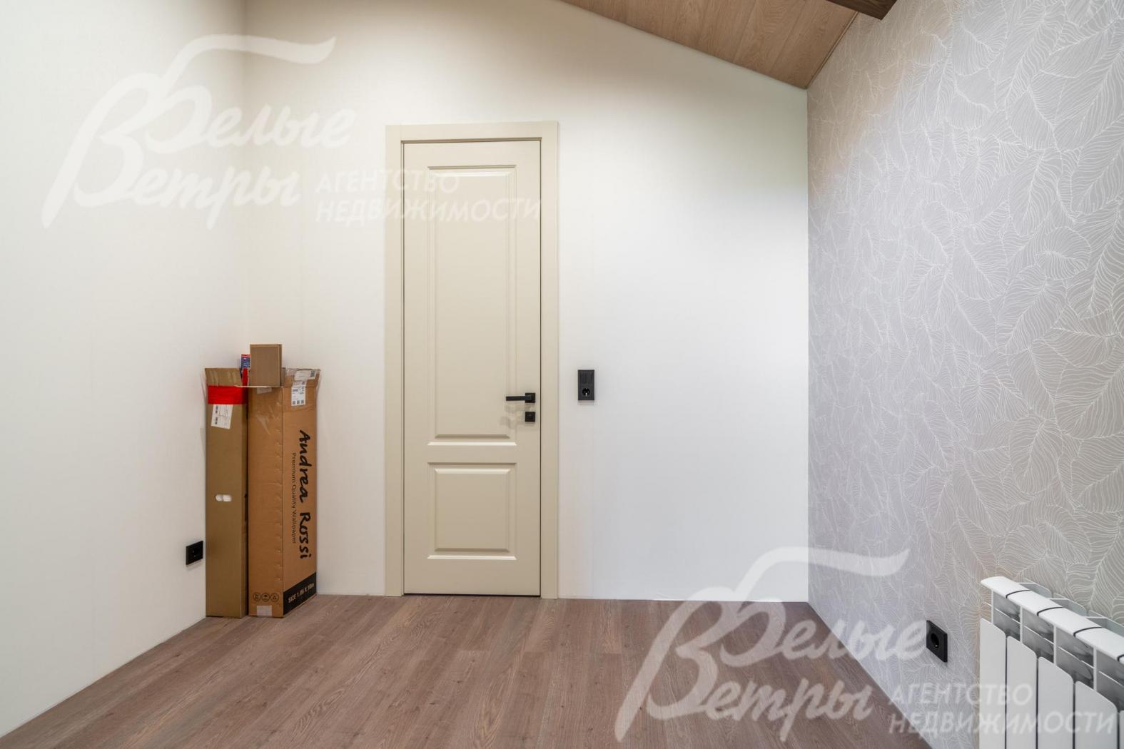 Холл на втором этаже