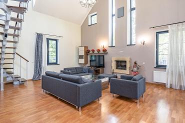 Дом в аренду, 560 кв.м