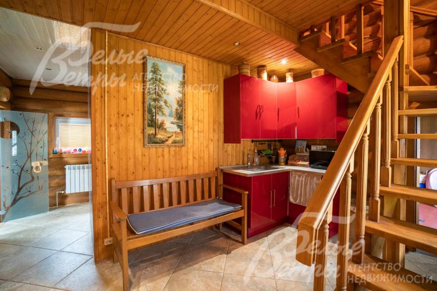 Мини-кухня и зона отдыха в бане