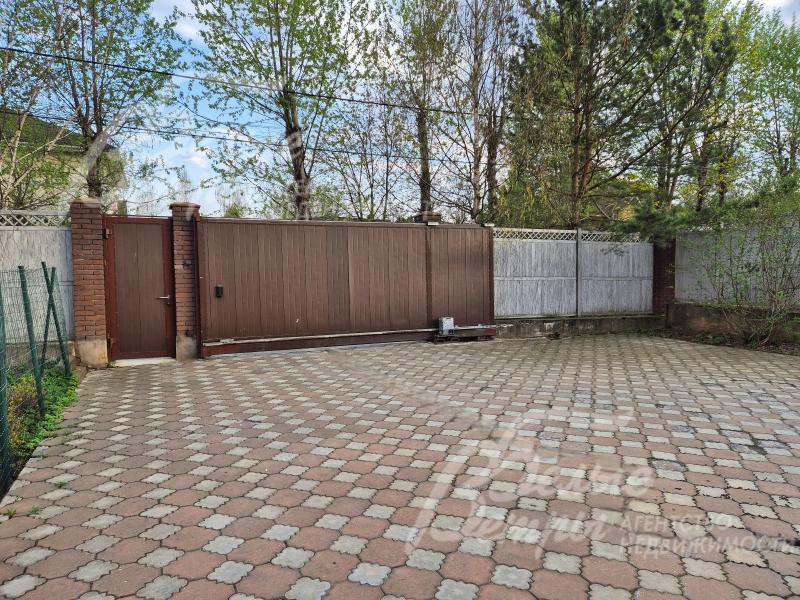 Парковка на 4-5 авто