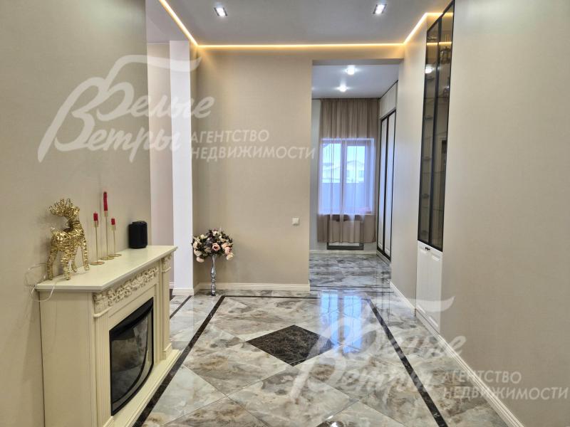 Качественный керамогранит на полу