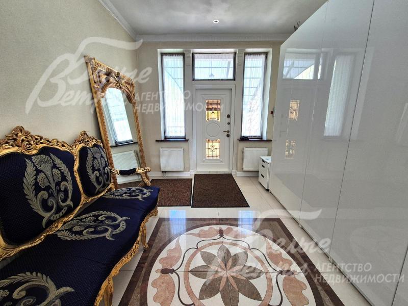 Холл-прихожая