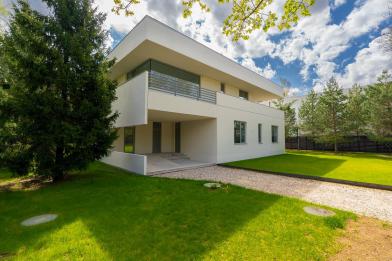 Дом, У Реки КП (Первомайское), 600 кв.м