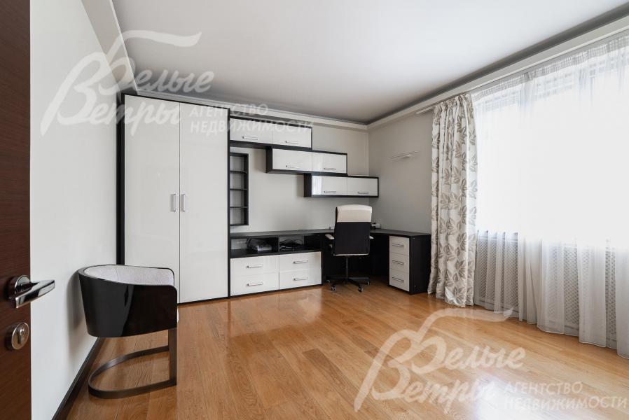 Детская спальня на 2-ом этаже с санузлом