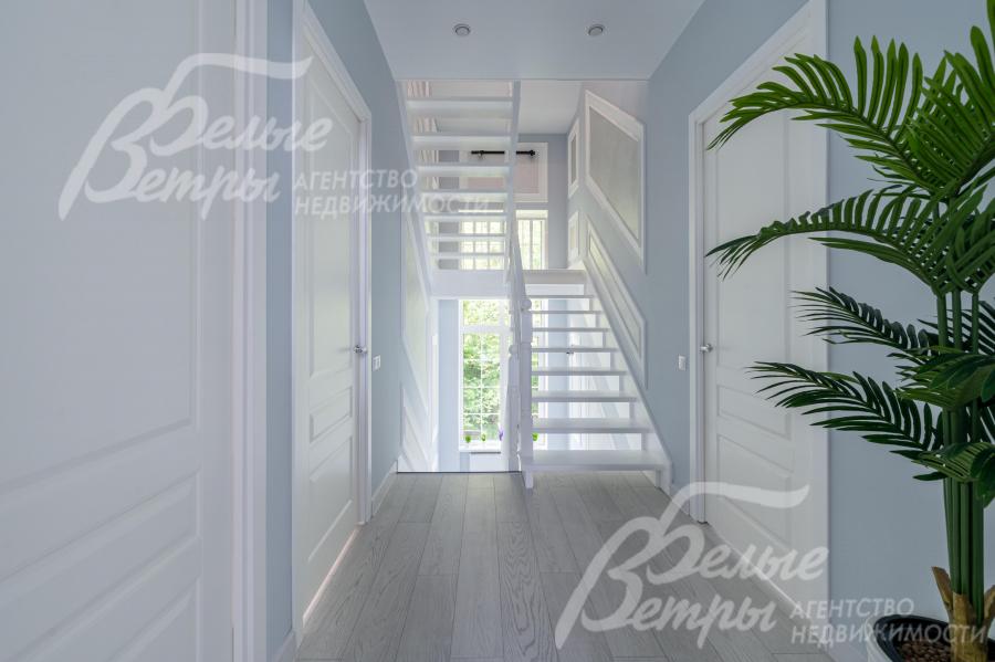 Холл 2го этажа