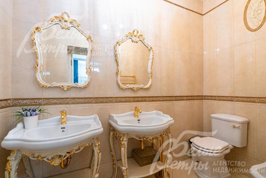 Сантехника премиальных марок (Migliore, Poolspa) в гостевом санузле